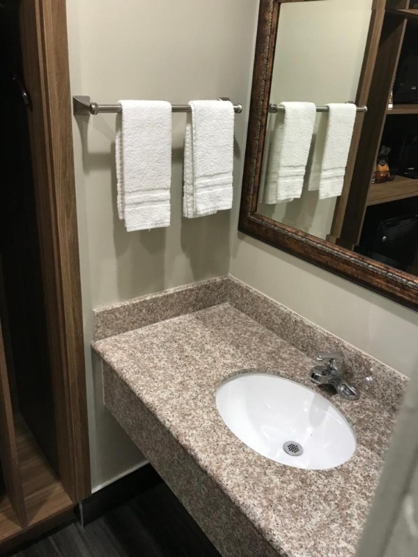 Hyland Motel Brea image 19